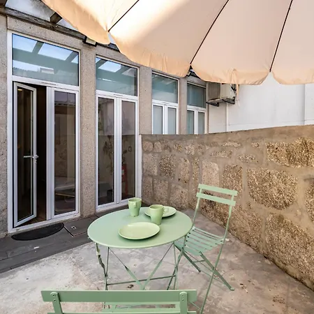 Nomad's Boulevard Bonfim