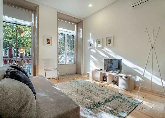 Nomad's Boulevard Bonfim ポルト