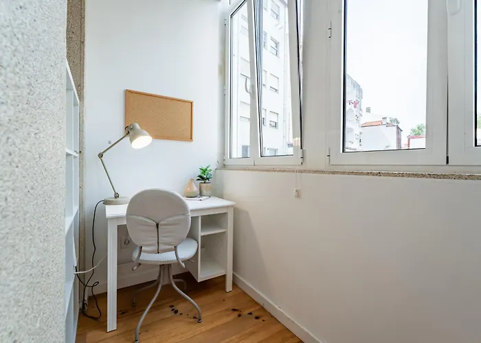 Nomad's Boulevard Bonfim